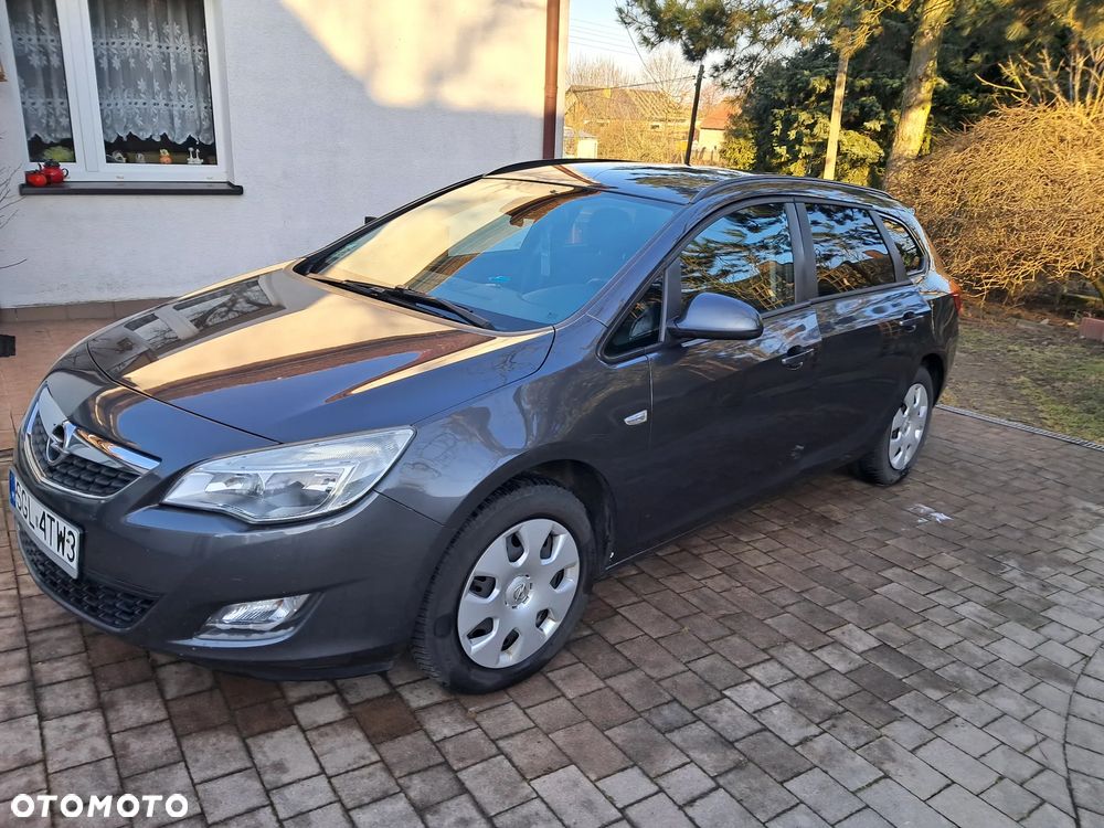 Opel Astra - 1