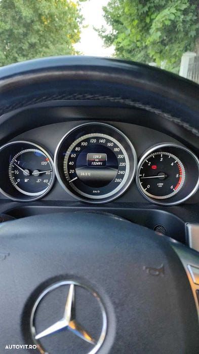 Mercedes-Benz E 200 CDI BlueEfficiency - 4