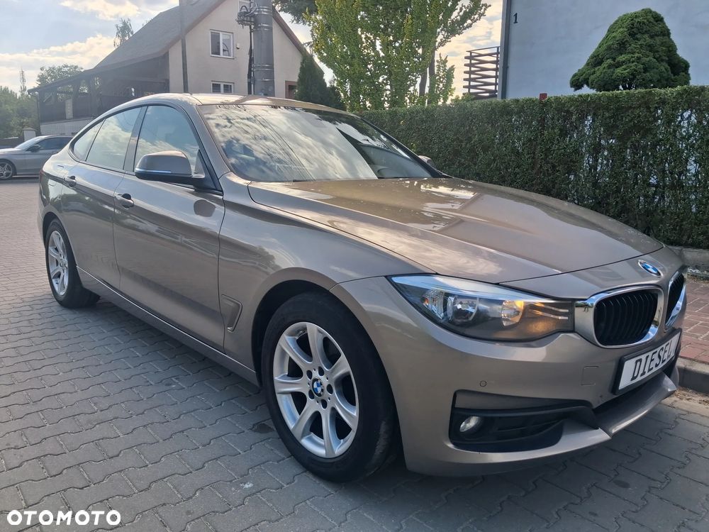 BMW 3GT 318d Luxury Line - 8