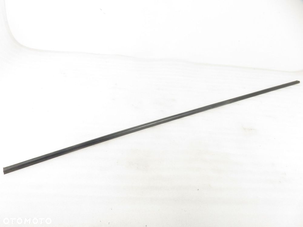 LISTWA PROGOWA PRAWA FORD MONDEO IV - 3