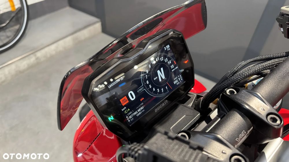 Ducati Streetfighter V4 - 8