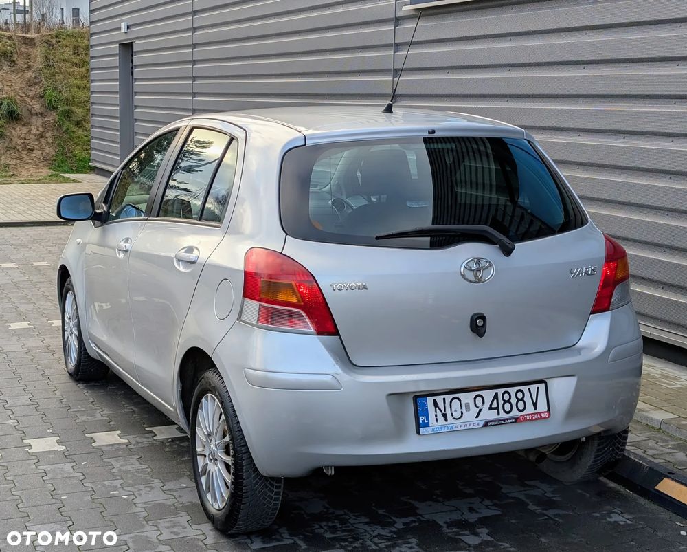 Toyota Yaris 1.33 VVT-i Multi Mode Sol - 9