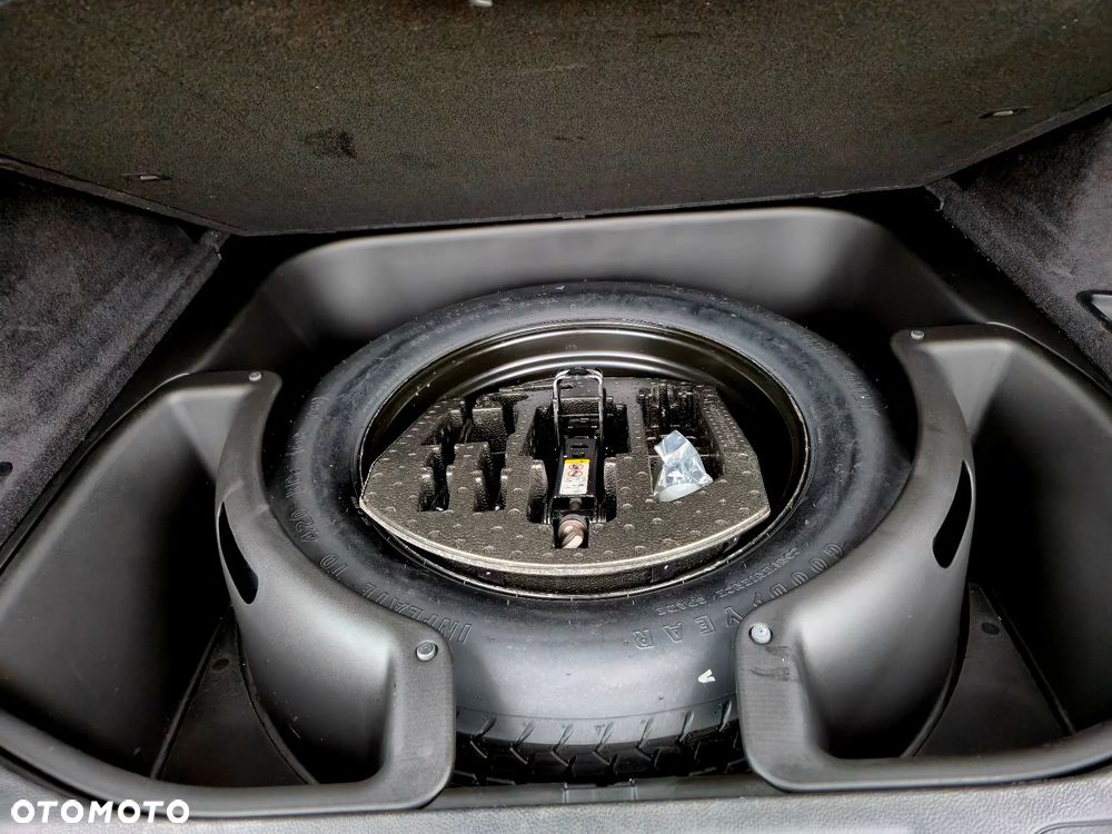 Jeep Grand Cherokee - 18