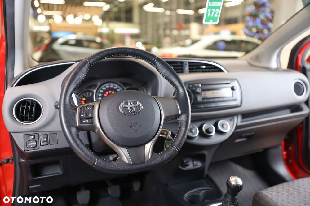 Toyota Yaris - 25