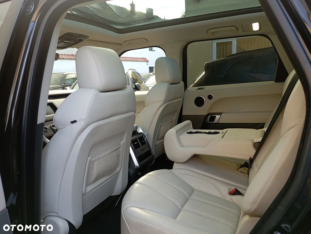Land Rover Range Rover Sport - 12