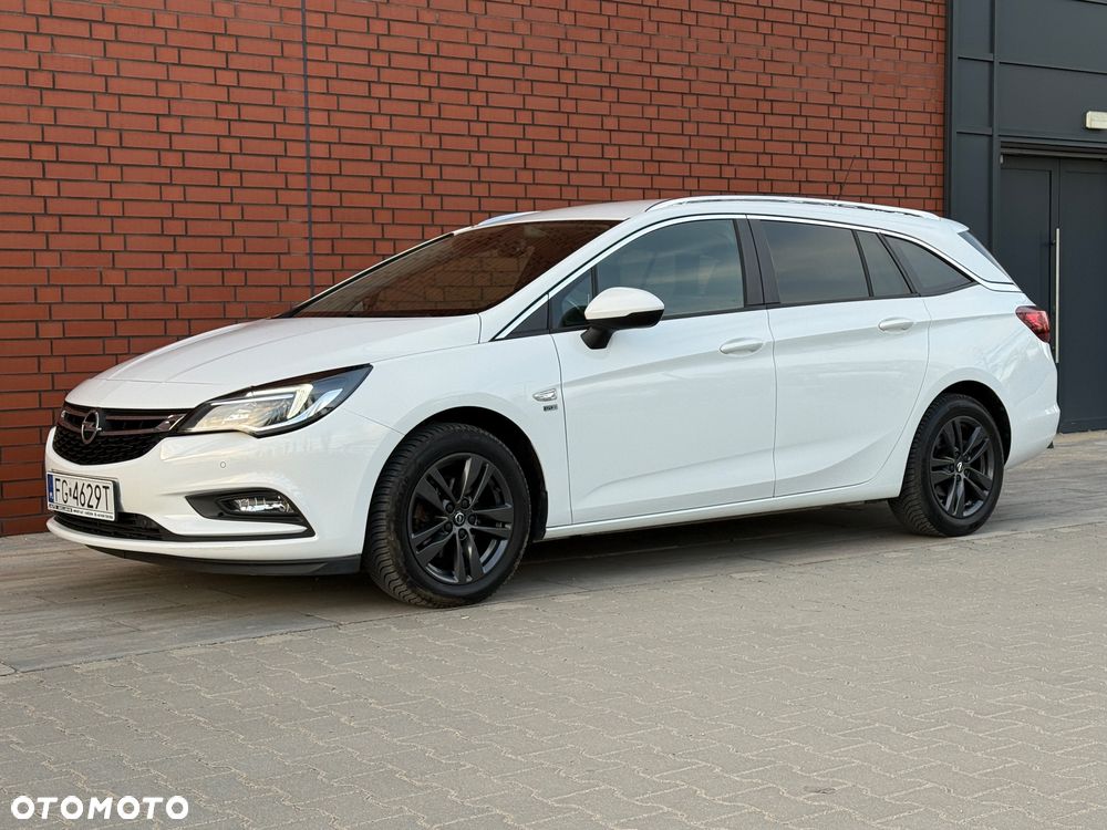 Opel Astra 1.6 D Start/Stop 120 Jahre - 9