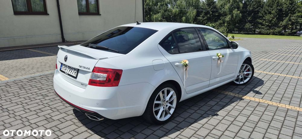 Skoda Octavia 2.0 TDI RS DSG - 4