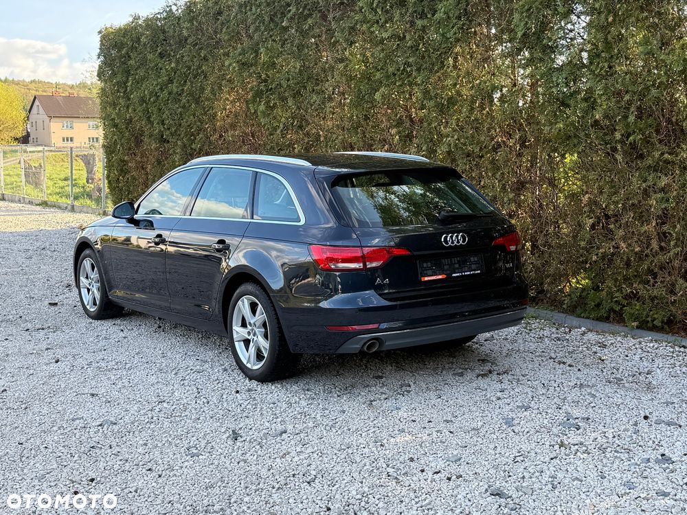 Audi A4 Avant - 4