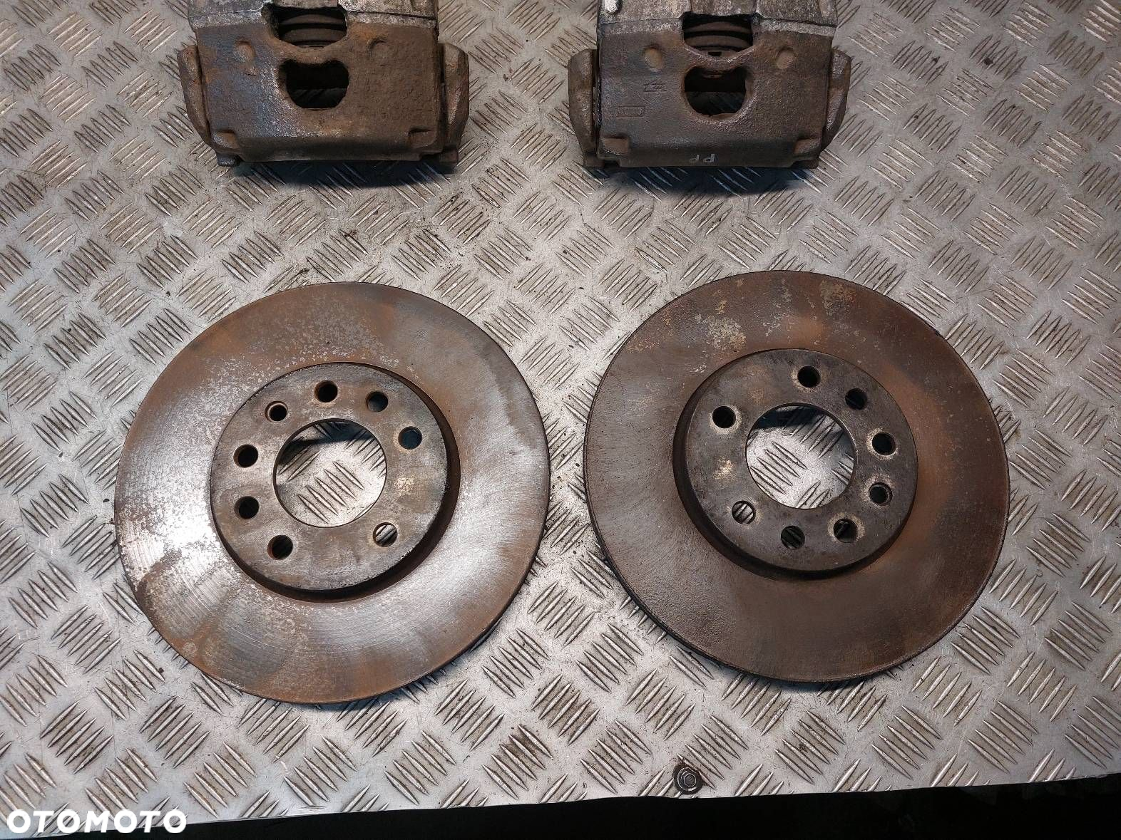 TARCZE HAMULCOWE PRZÓD + KLOCKI + ZACISKI OPEL VECTRA C 2.2 DTI - 2