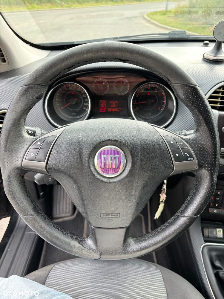 Fiat Bravo 1.4 16V Dynamic - 8