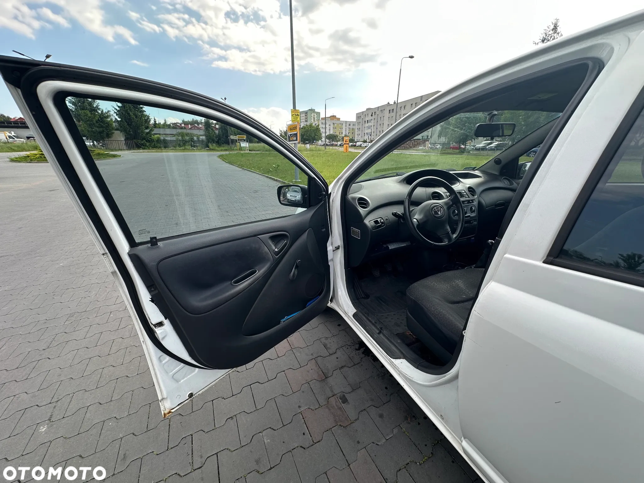 Toyota Yaris - 20