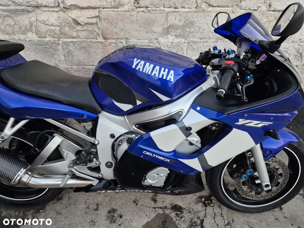 Yamaha R6 - 20