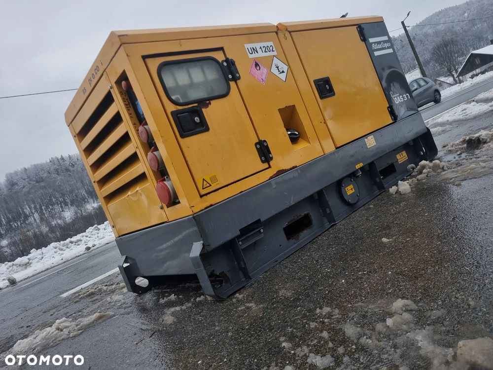 Atlas Copco QAS 30 KVA Agregat Generator wyciszony. Perfekcyjny stan! Silnik Kubota 4cylindry. Prądnica PARTNER Import Norwegia! Zadbana maszyna Serwisowana w DEKRA do końca - 24
