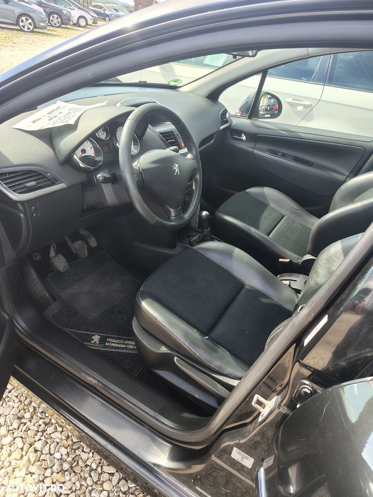 Peugeot 207 - 5