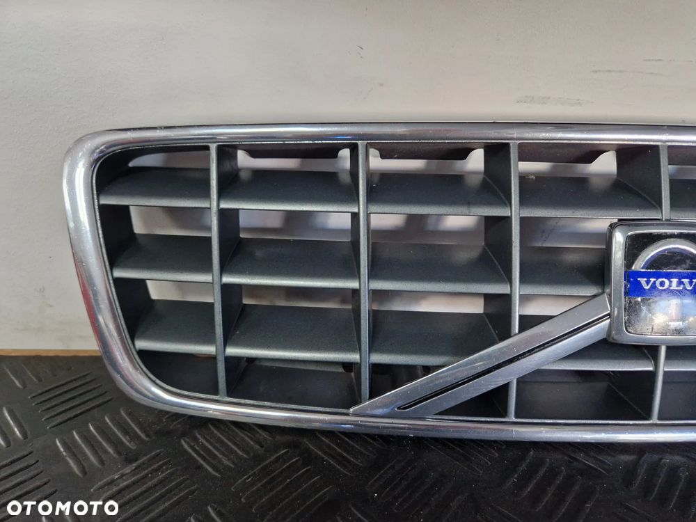 VOLVO XC70 I LIFT 04-07  GRILL ATRAPA CHŁODNICY ORYGINAŁ - 2