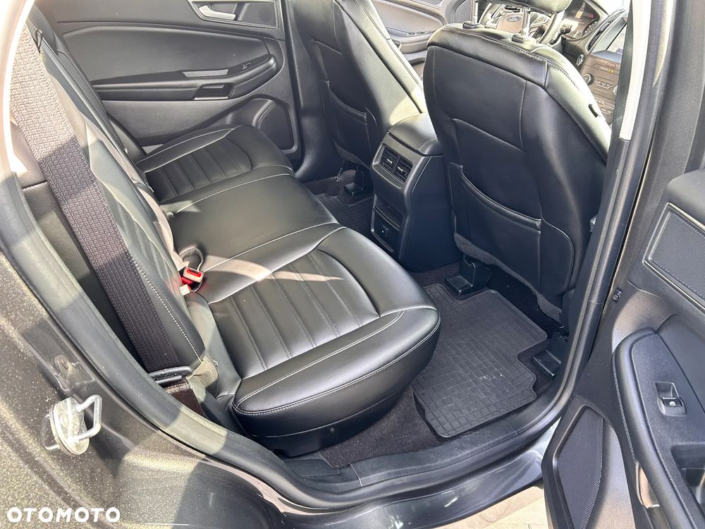 Ford Edge - 9
