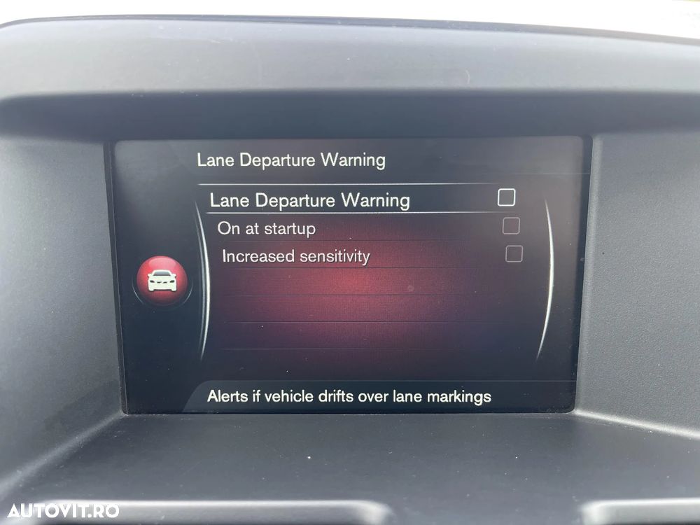 Volvo XC 60 D4AWD Momentum - 21