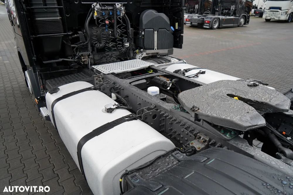 Volvo FH 500 / XXL / PUNCTE JOS / MEGA / I-PARK COOL / DIN GERMANIA / CONTRACT DE REPARAȚIE POST-SERVICE / - 14