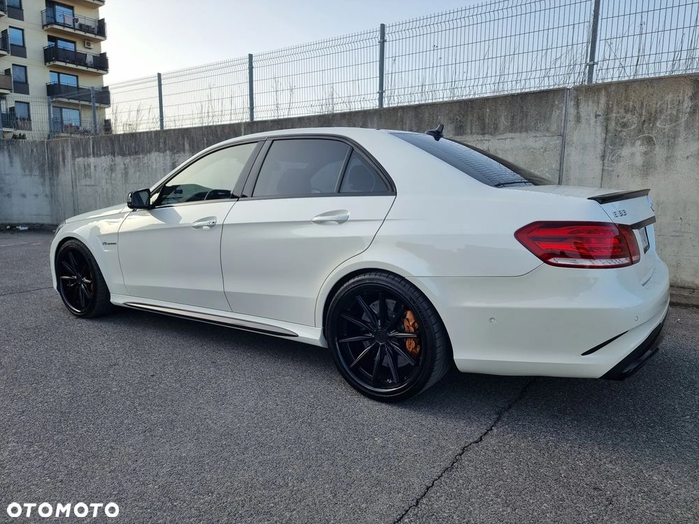 Mercedes-Benz Klasa E - 15