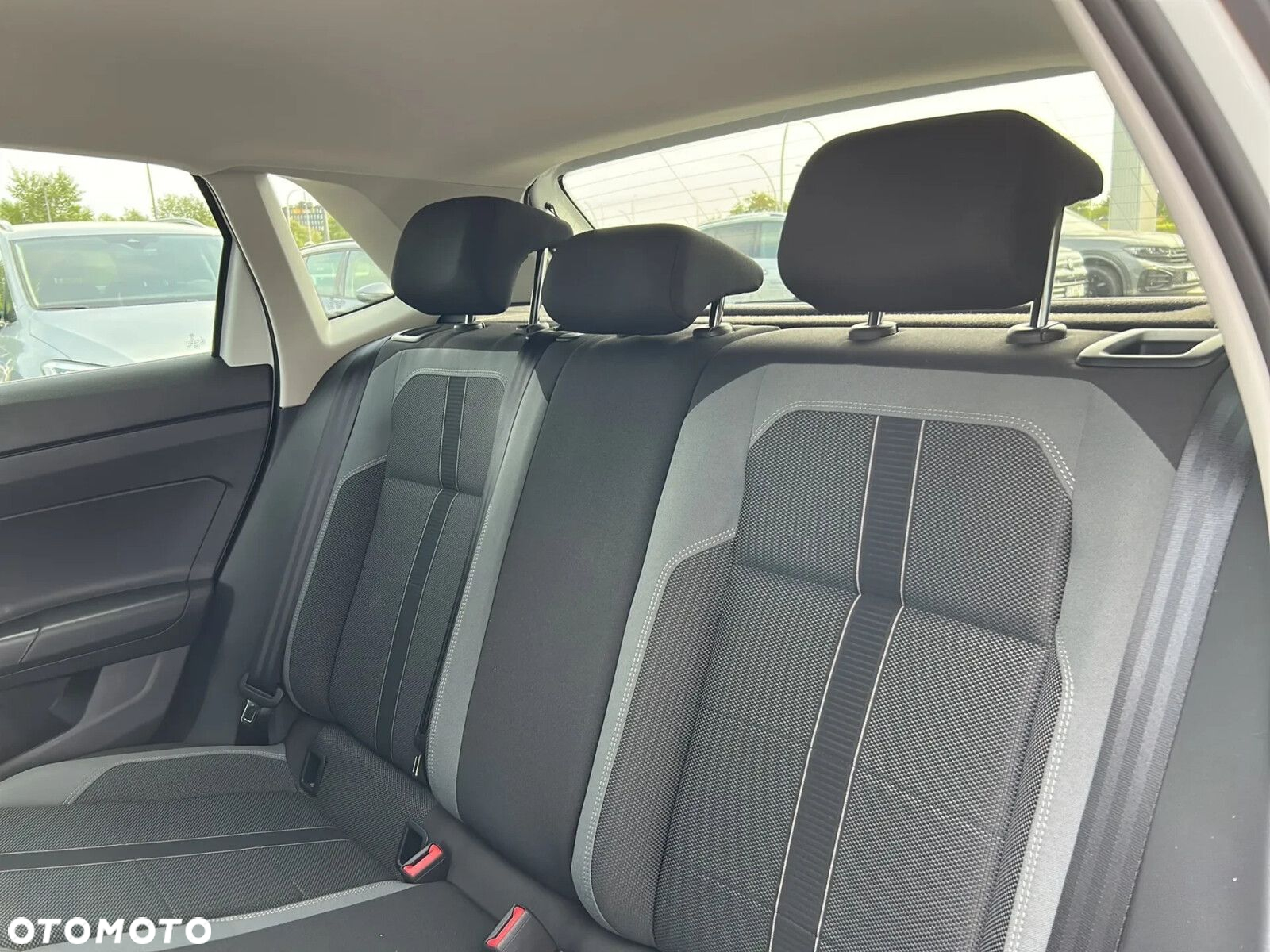 Volkswagen Polo - 7