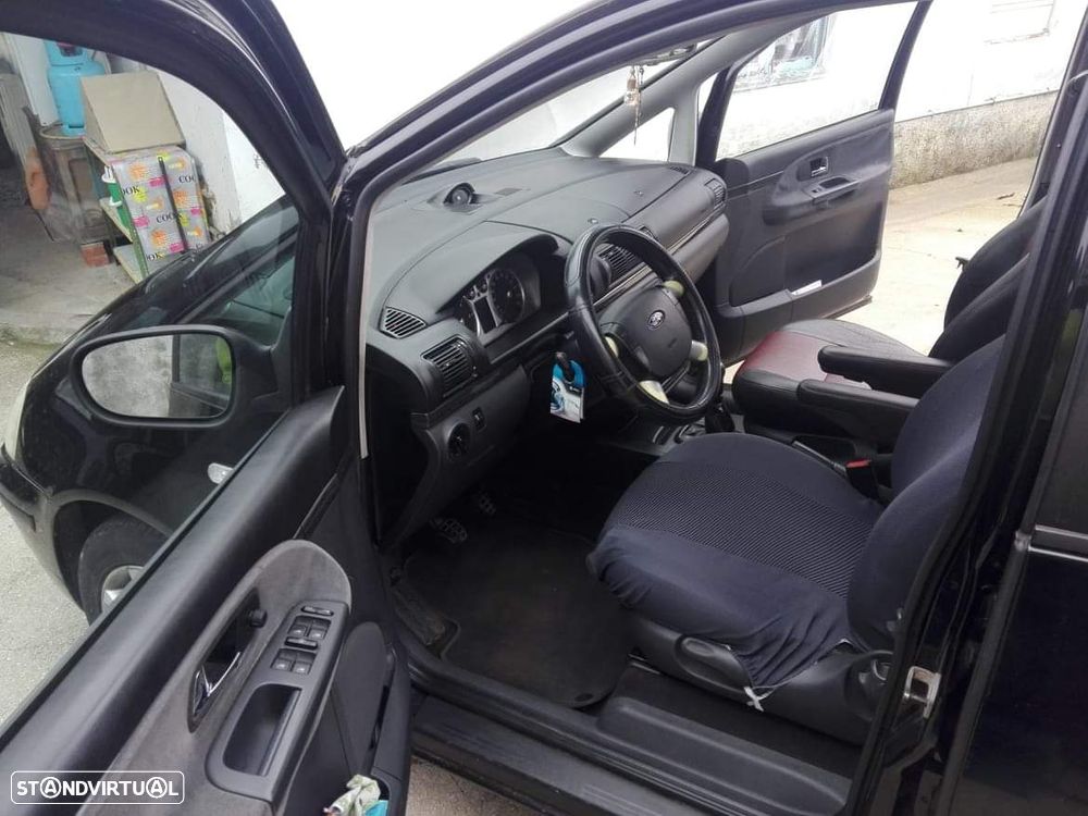 Ford Galaxy TDI Ghia - 5