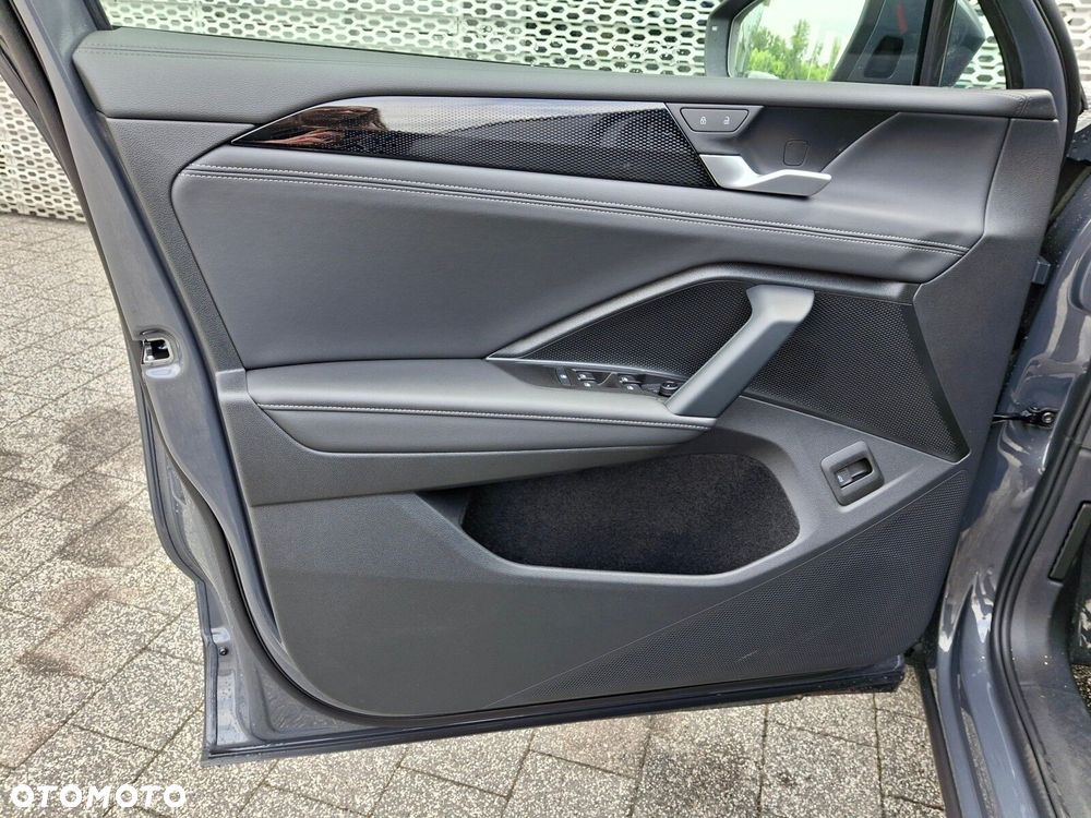 Volkswagen Tiguan 1.5 eTSI Life Plus DSG - 10
