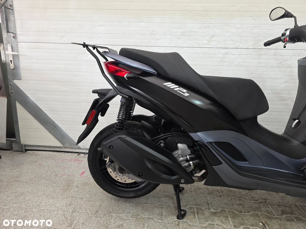 Piaggio MP-3 - 16