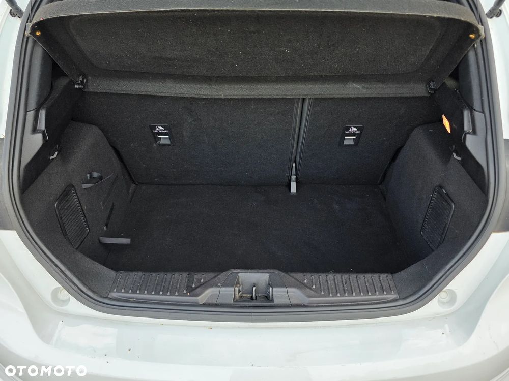 Ford Fiesta 1.0 EcoBoost S&S ST-LINE - 40