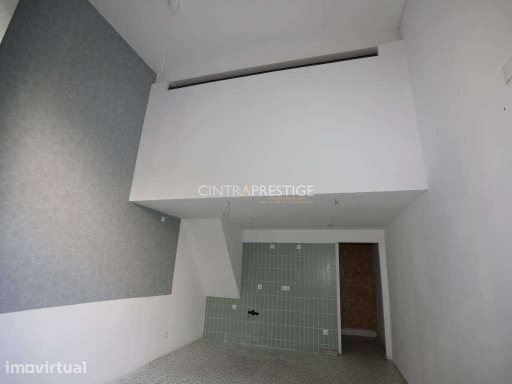 Loja para Arrendamento com 30m2 no Coração da Vila de Sintra - Grande imagem: 5/15