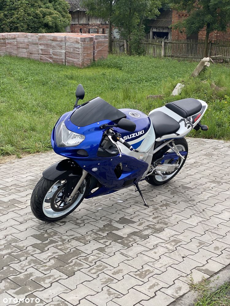 Suzuki GSX-R - 7