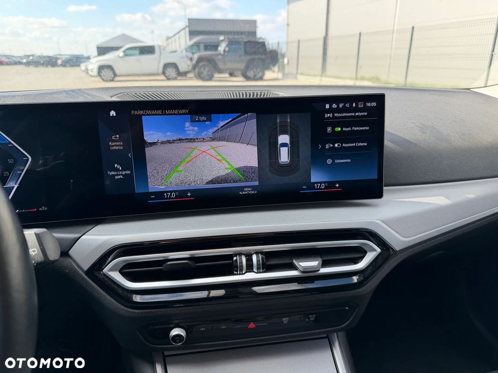 BMW Seria 3 320d xDrive mHEV - 11