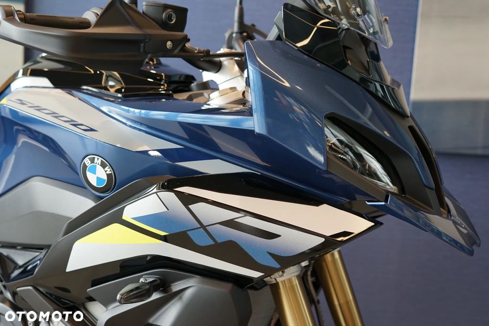 BMW S - 38