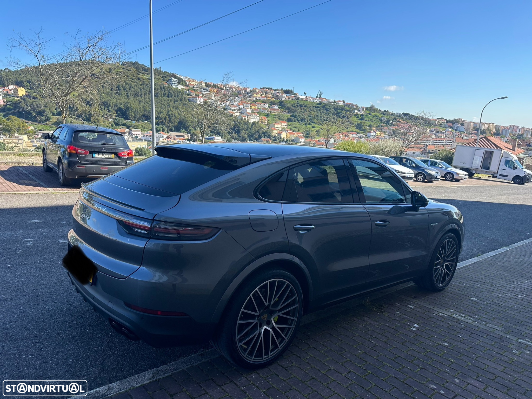 Porsche Cayenne Coupé E-Hybrid - 11