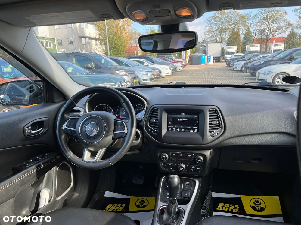 Jeep Compass - 21