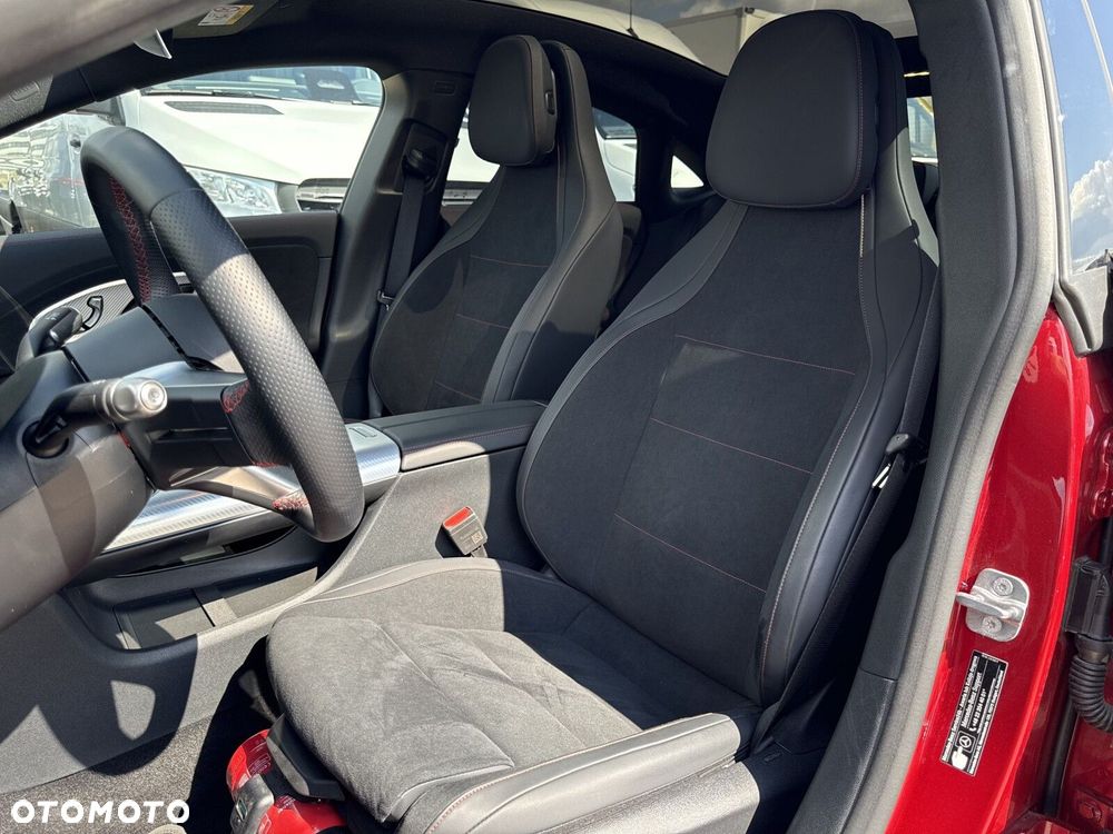 Mercedes-Benz CLA - 16