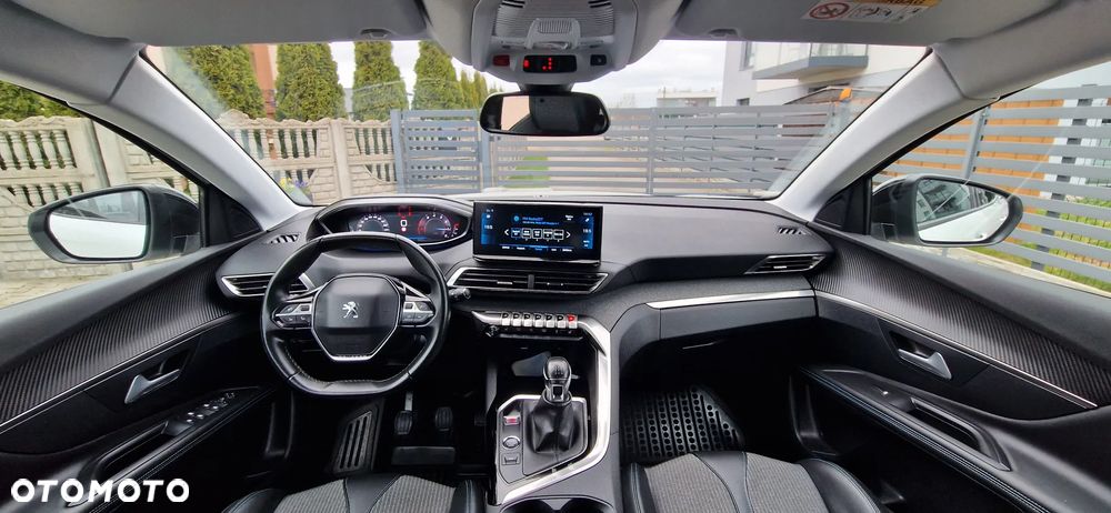Peugeot 3008 - 19