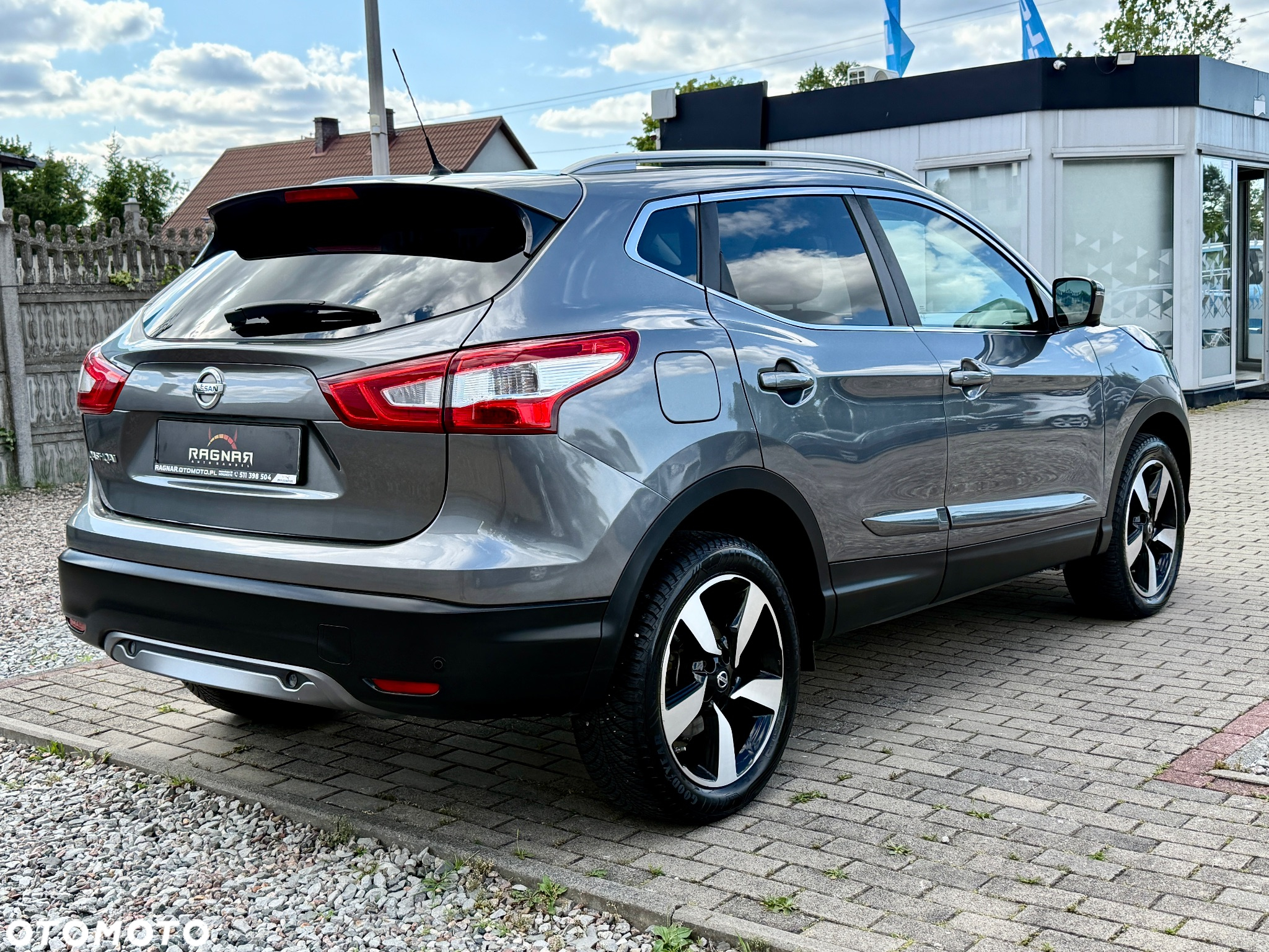 Nissan Qashqai 1.6 DIG-T Tekna - 4
