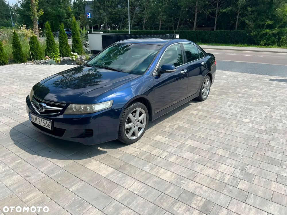 Honda Accord 2.0 Executive - 1