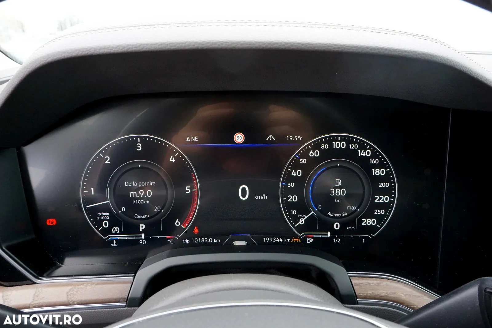 Volkswagen Touareg V6 TDI Elegance - 3