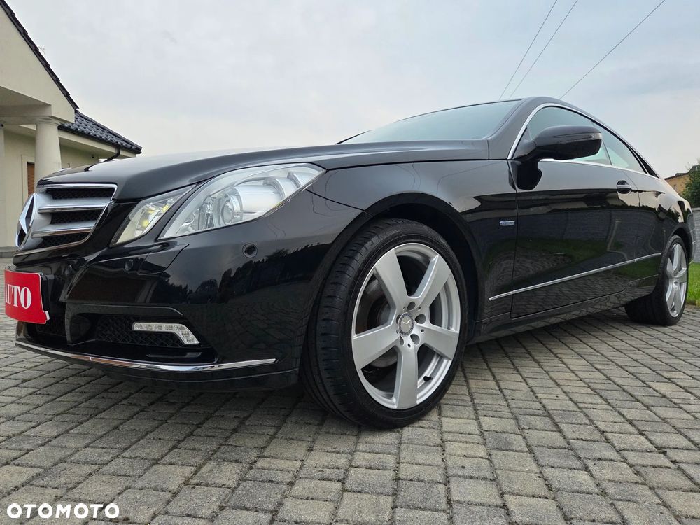 Mercedes-Benz Klasa E 250 CGI BlueEFFICIENCY Automatik Avantgarde - 24
