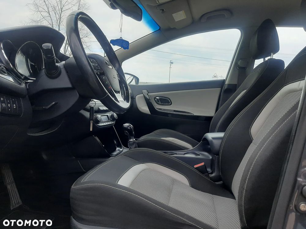 Kia Ceed 1.6 GDI Platinum Edition - 16