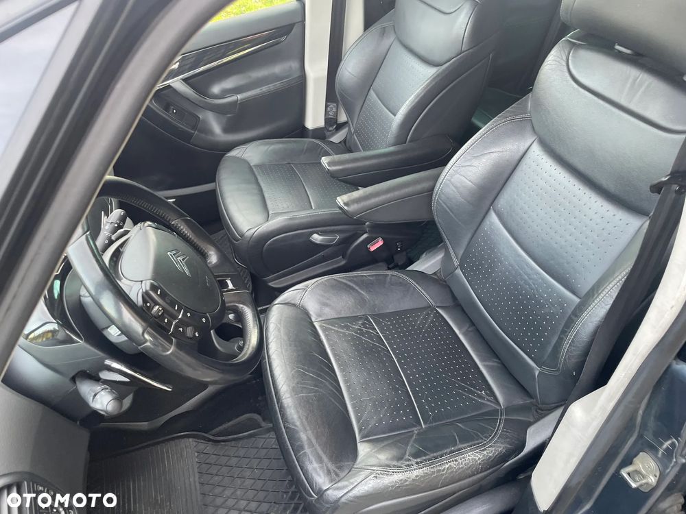 Citroën C4 Picasso 2.0 HDi FAP Exclusive - 13