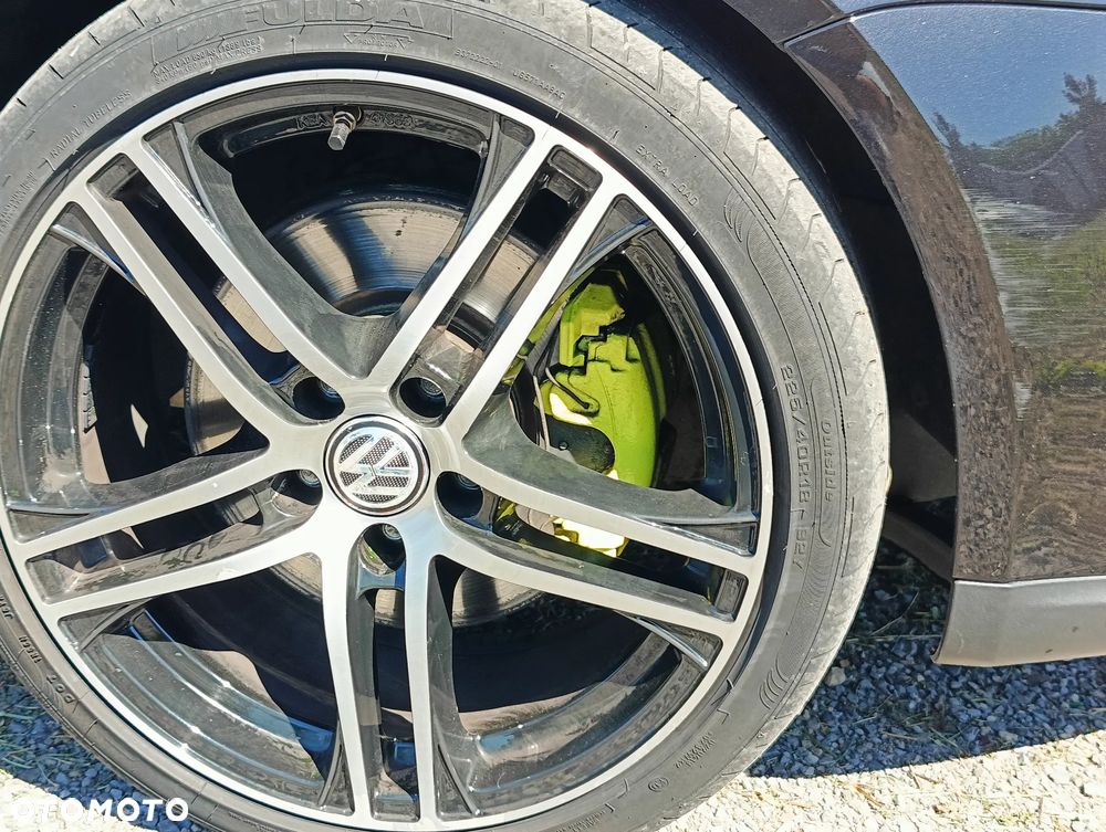 Volkswagen Golf 2.0 TSI GTI - 12