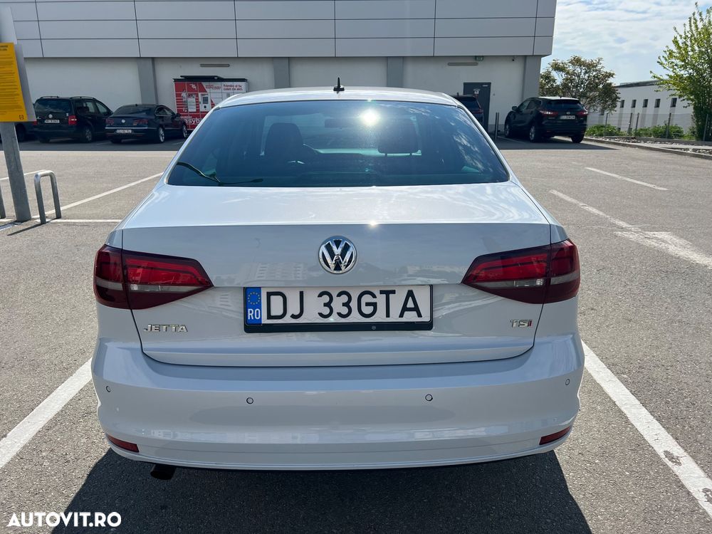 Volkswagen Jetta 1.2 TSI Comfortline - 4
