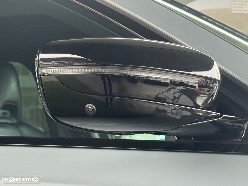 BMW 330 e Pack Desportivo M Auto - 26
