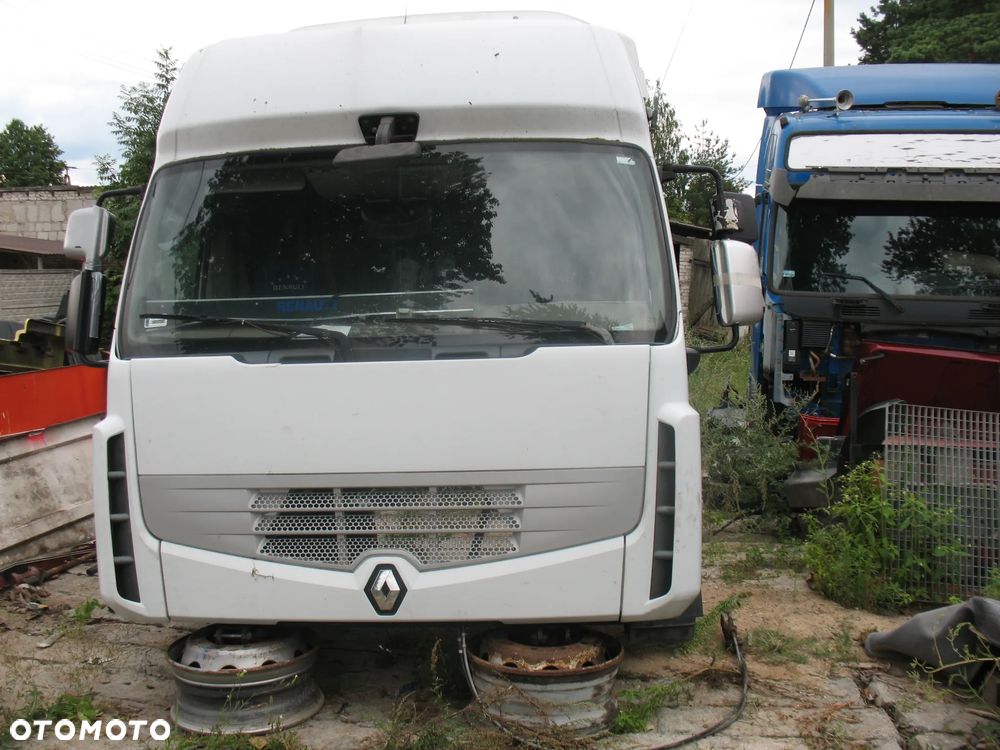 Kabina Renault Premium - 1