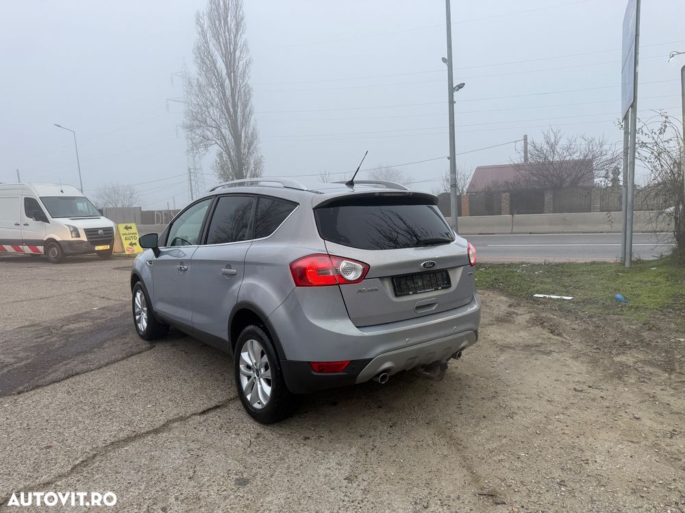 Ford Kuga 2.0 TDCi 4WD Powershift Titanium - 3