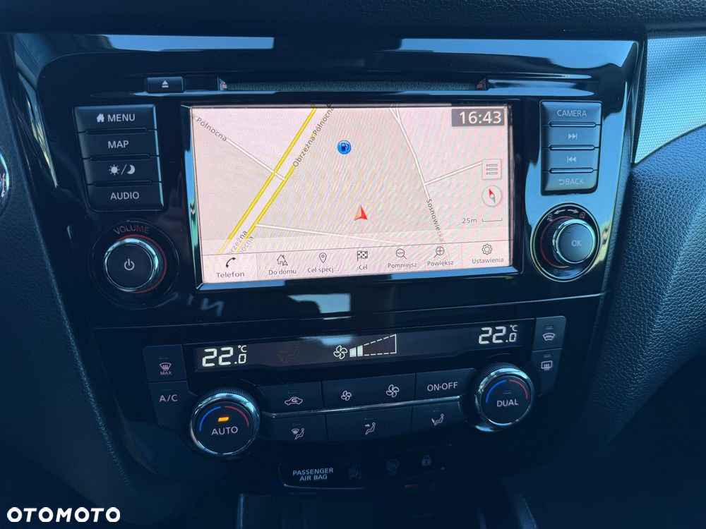 Nissan Qashqai 1.3 DIG-T Tekna - 25