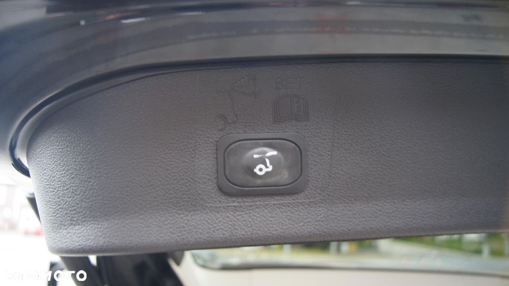 Ford Kuga 2.0 TDCi 4WD Titanium Plus - 29