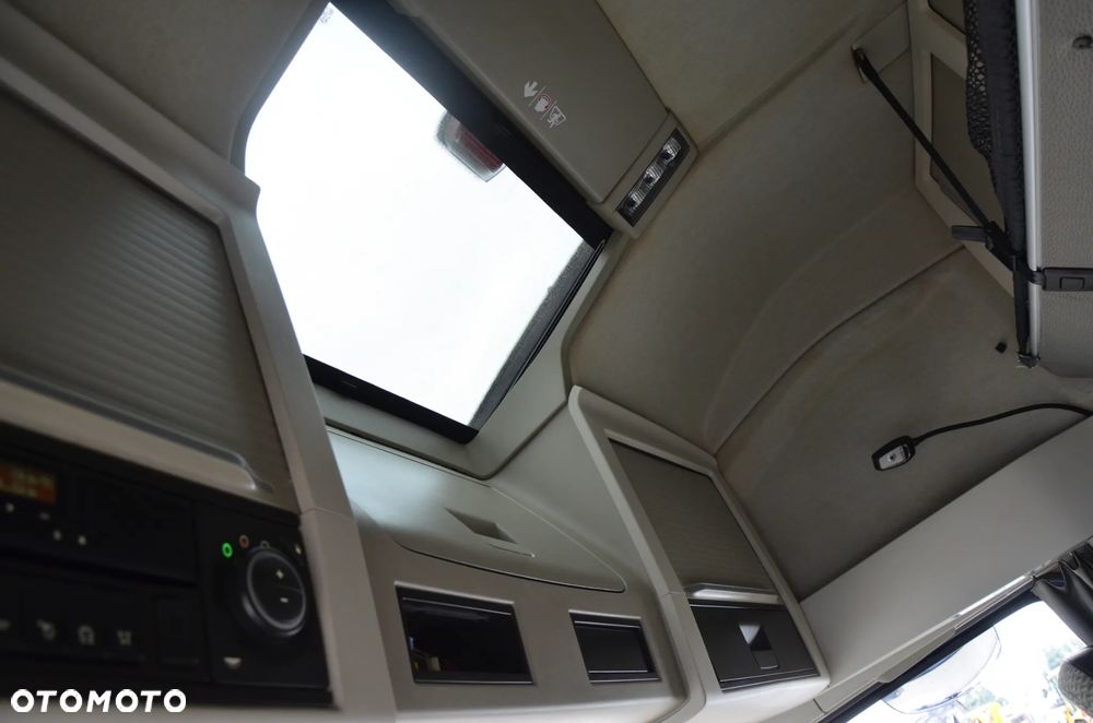 Volvo FH 5 XL NEW / 2021r. / I-SAVE / KLIMA P. / FULL LED / ACC / ALCOA / NAVI / KAMERA / DE / 5718 - 16